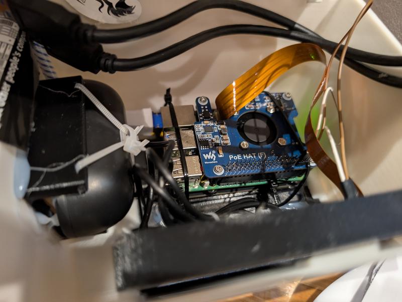 A Raspberry Pi 5 VT100 Cyberdeck build - Part 3 - Assembly